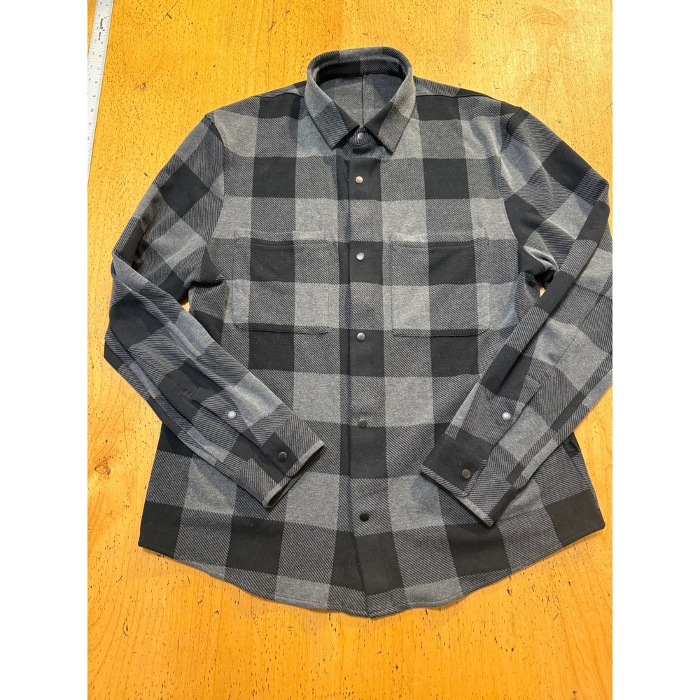 Lululemon Buffalo Plaid Large Snap Front Overshirt Jacket Black Gray